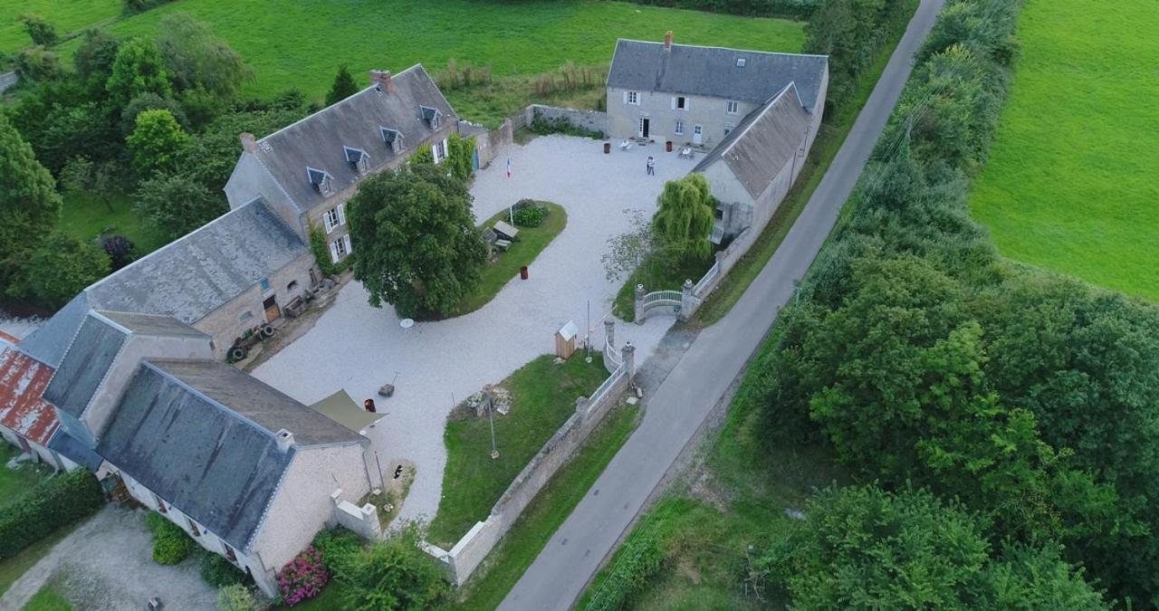 Carentan-les-Marais Domaine Airborne Bed & Breakfast エクステリア 写真